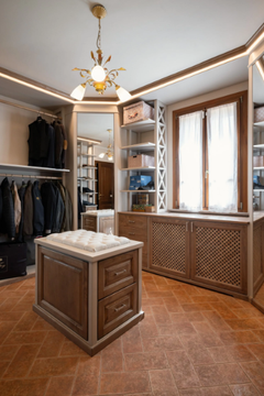 Walk-in closet 3 - Custom solid wood walk-in wardrobe by GH LAZZERINI - view 3